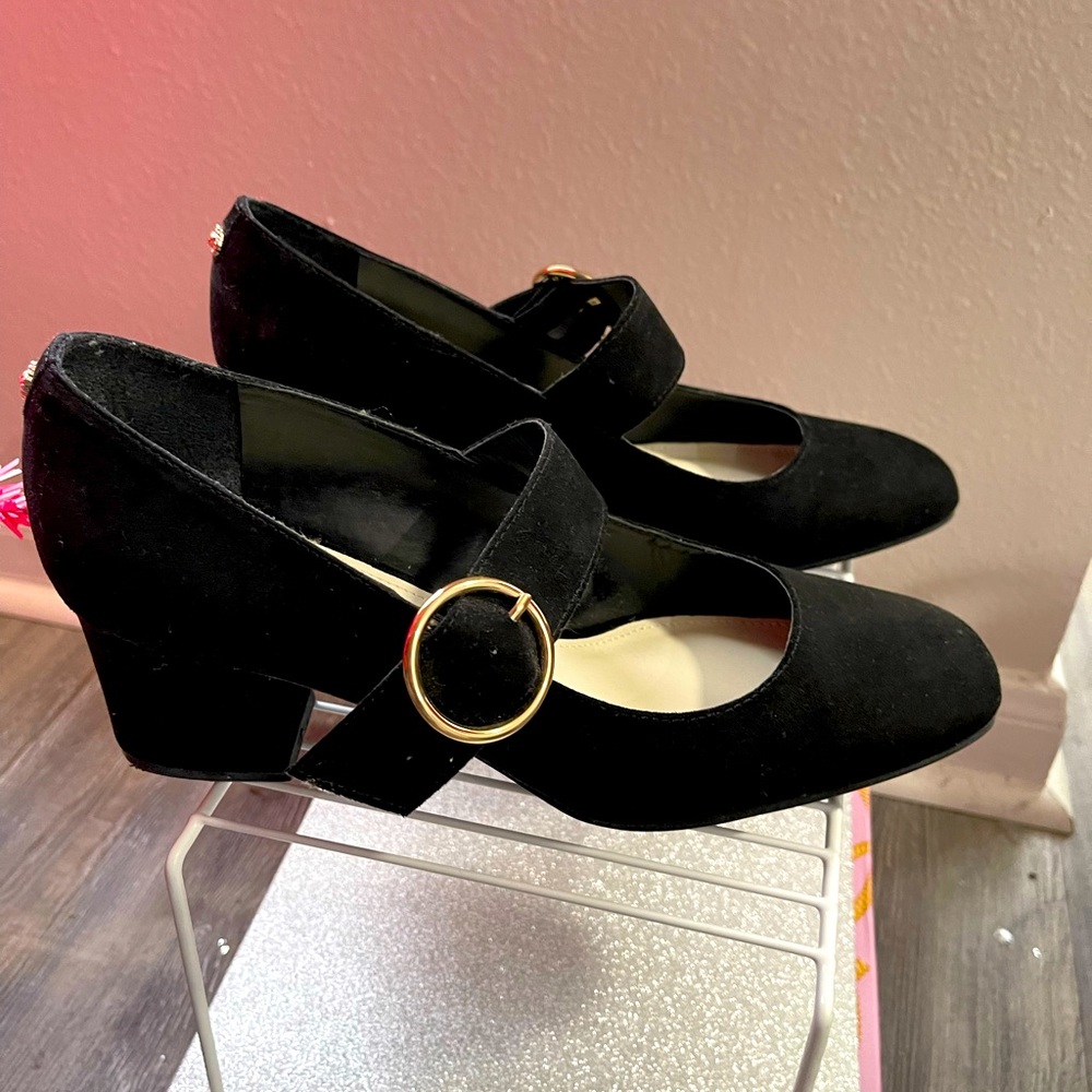 🎉CLOSET CLEAN OUT SALE🎊 NWOT BEAUTIFUL Anne Klein Mary Janes!